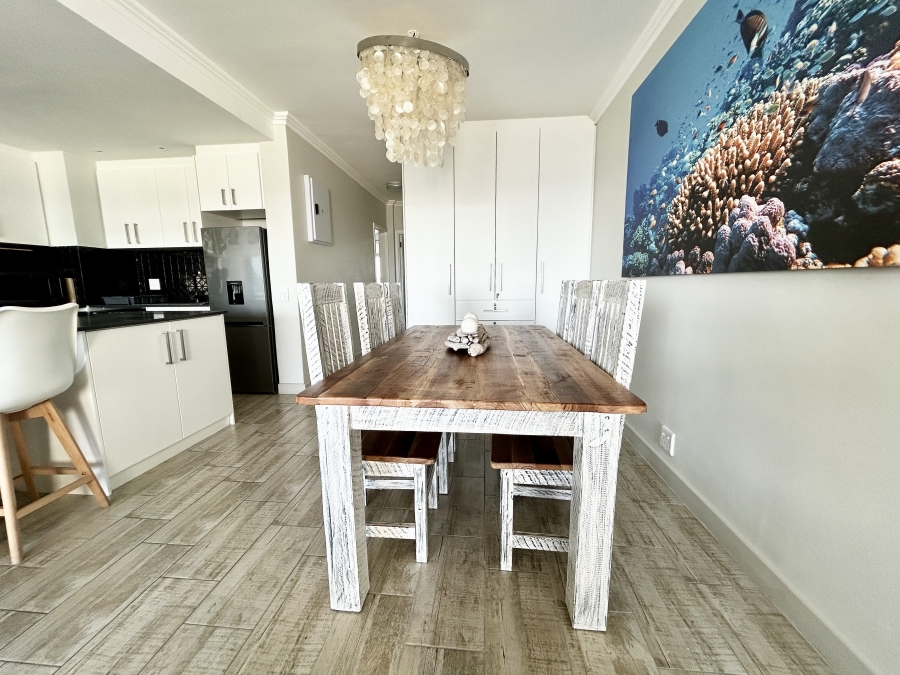 2 Bedroom Property for Sale in Waves Edge Western Cape